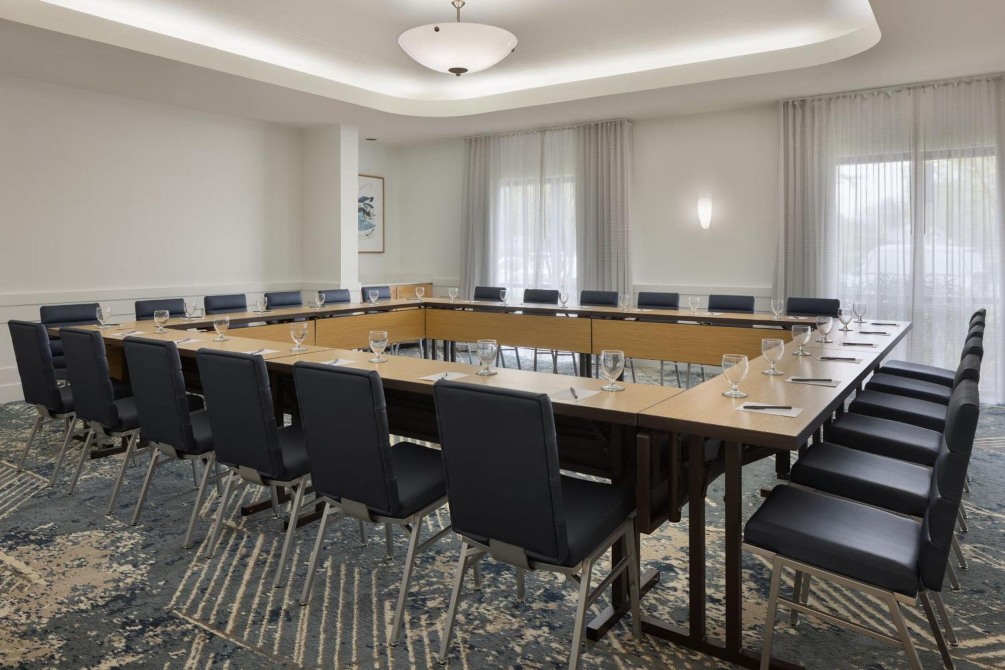 מיראמר ביץ' Courtyard By Marriott Sandestin At Grand Boulevard מראה חיצוני תמונה
