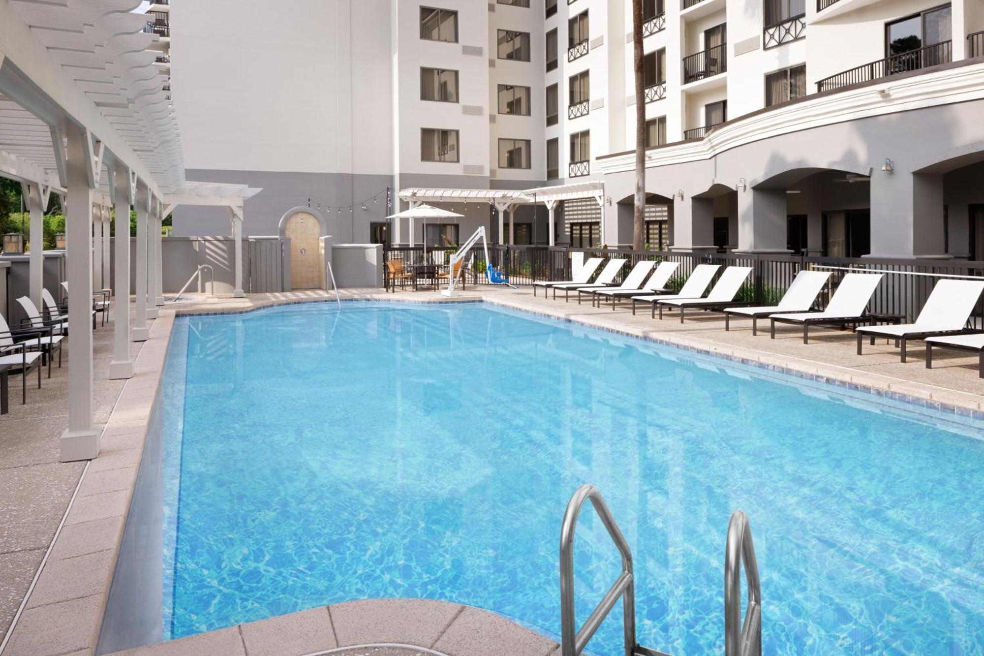 מיראמר ביץ' Courtyard By Marriott Sandestin At Grand Boulevard מראה חיצוני תמונה